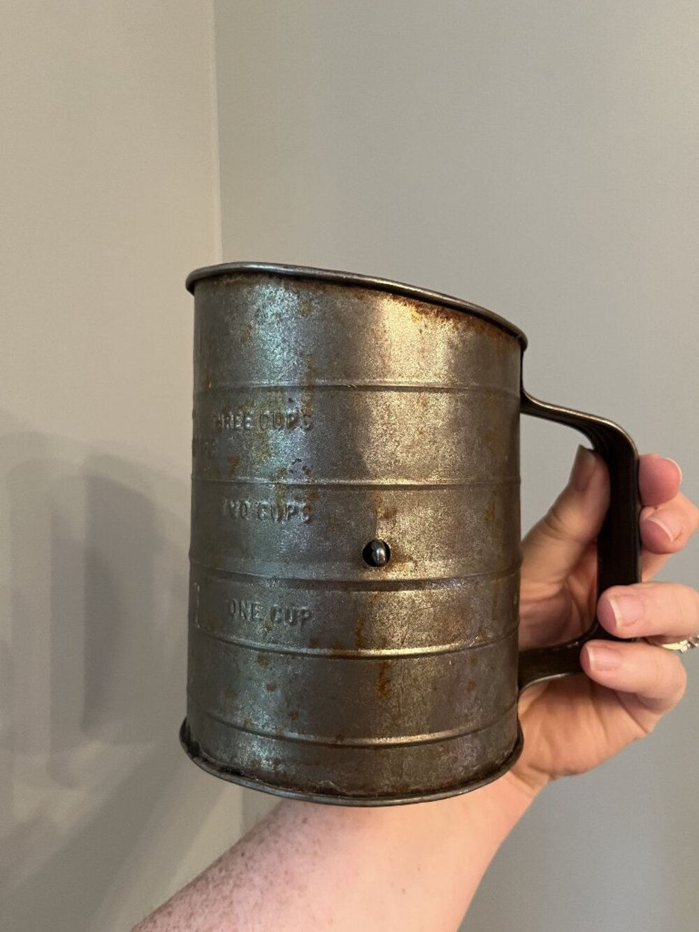 Vintage Bromwells 3-Cup Flour Sifter